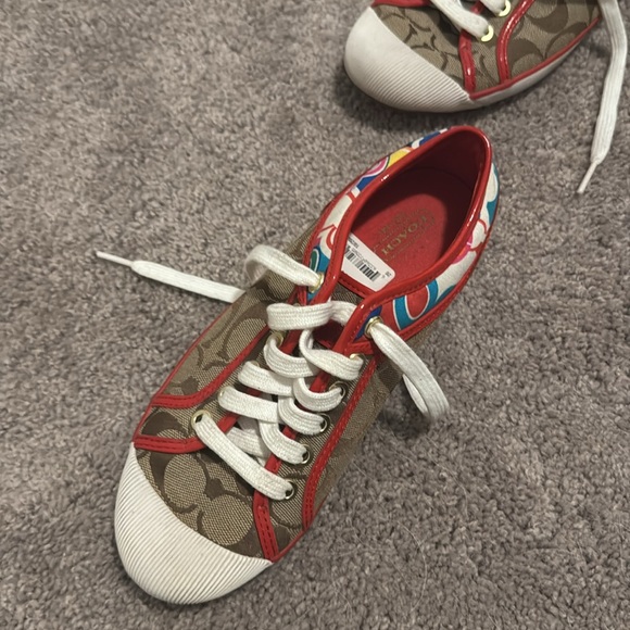 Coach Zorra Signature C Canvas Logo Red Khaki Brown
Sneakers Tennis Shoes 7. - Picture 6 of 9